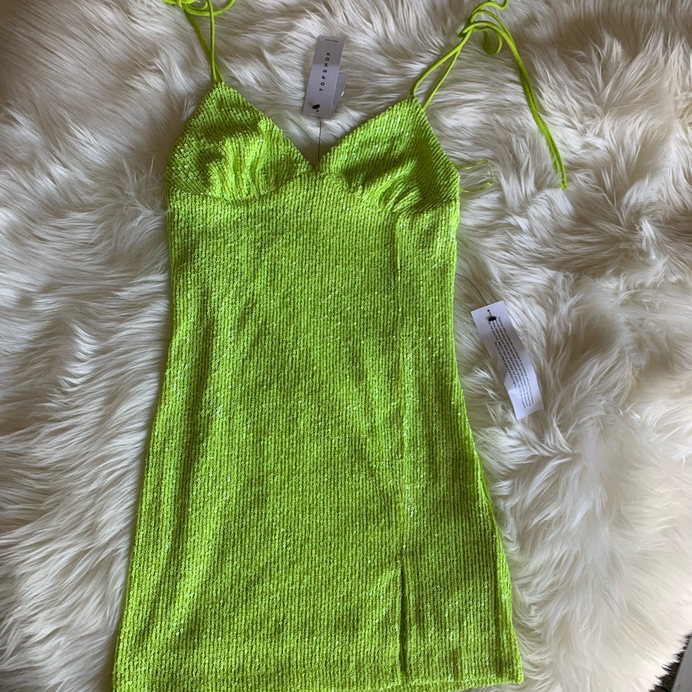 Top shop chartreuse cocktail dress. Size 0 NWT